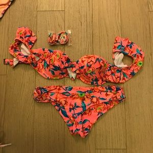 Cute pink flowery bikini